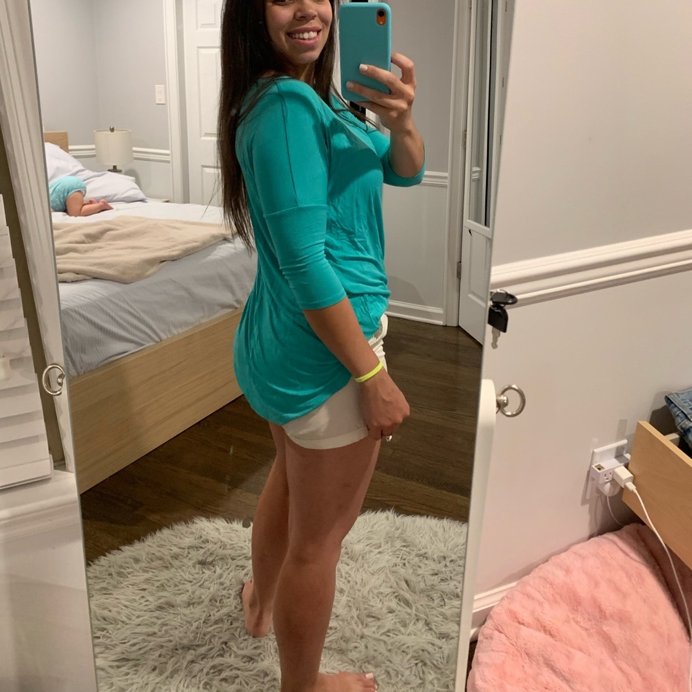 American Eagle top (jegging t)